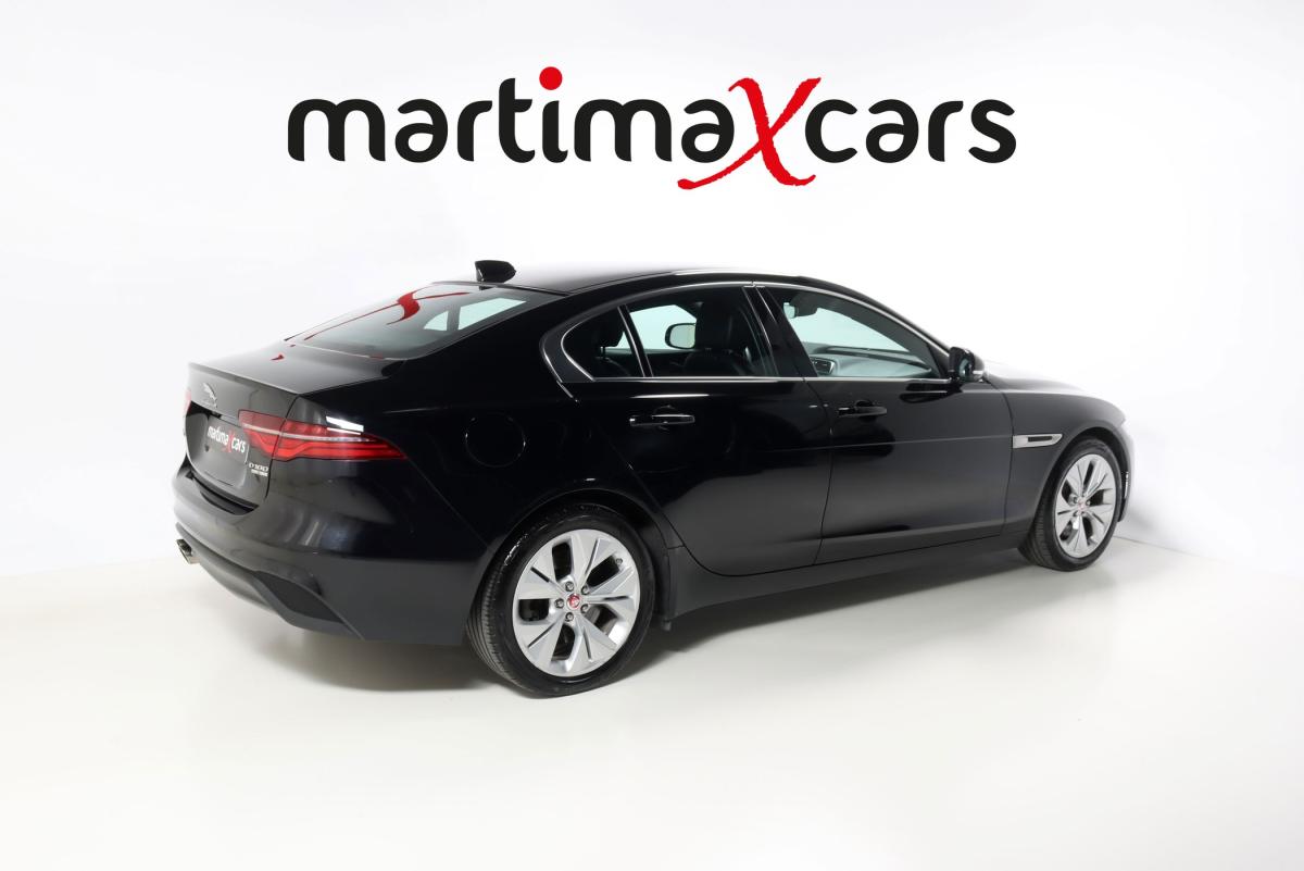 jaguar-xe-2020-diesel-1999cc