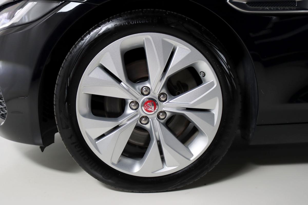 jaguar-xe-2020-diesel-1999cc