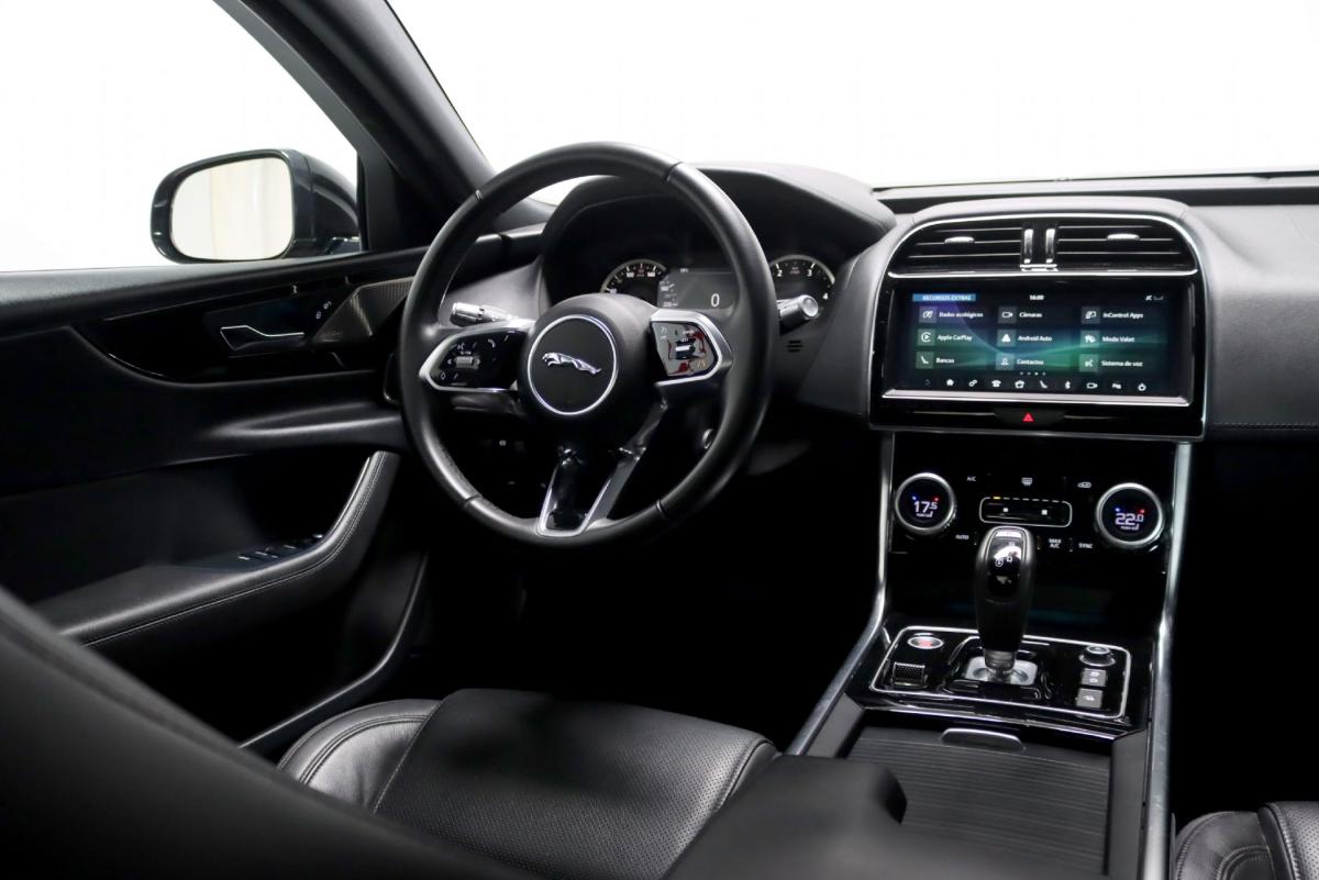 jaguar-xe-2020-diesel-1999cc