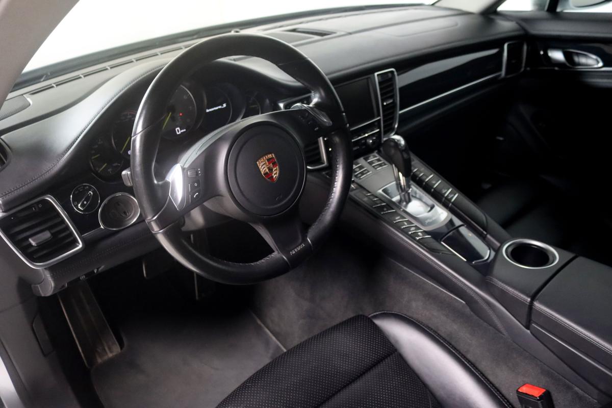 porsche-panamera-2014-hibrido-a-gasolina-2995cc