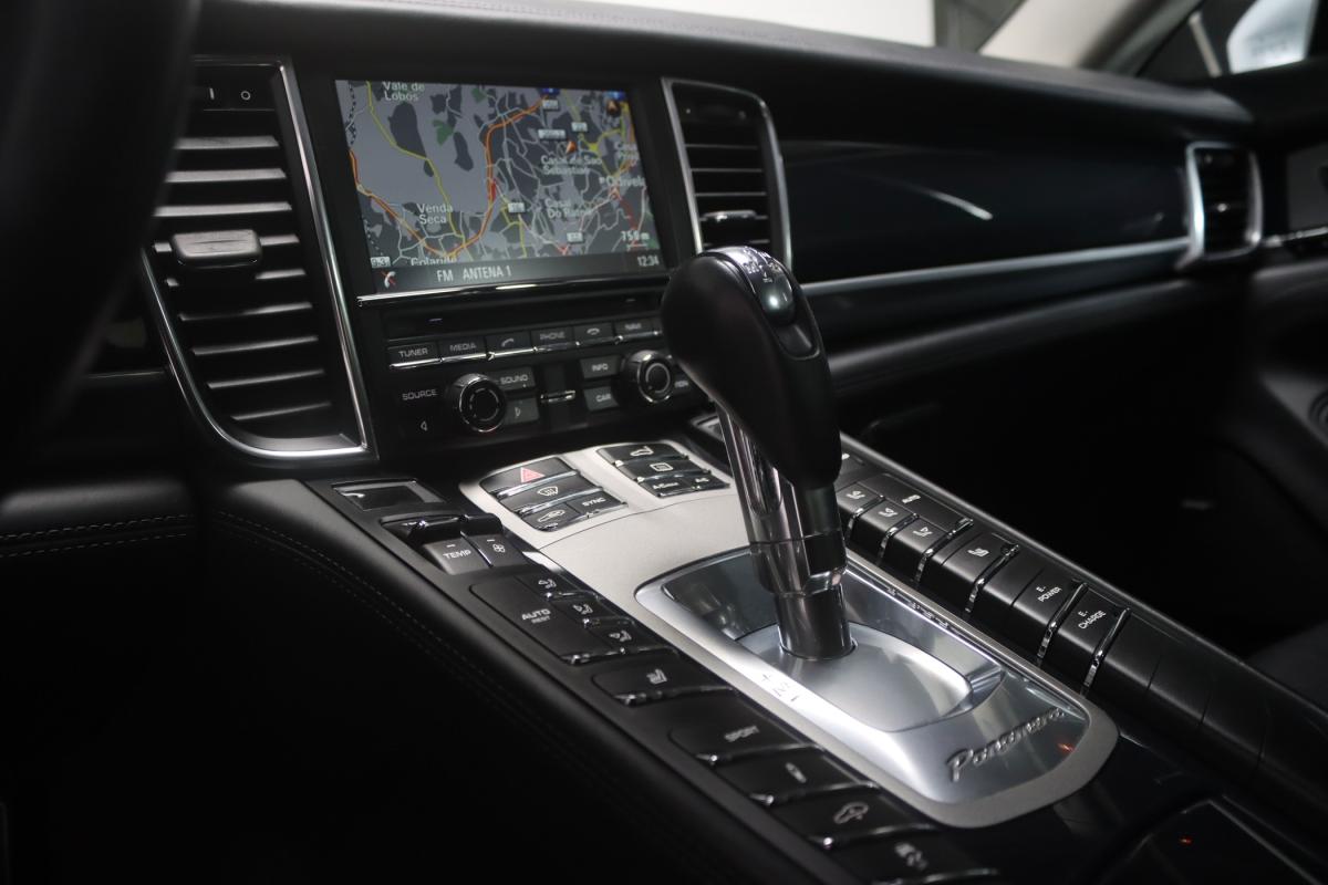 porsche-panamera-2014-hibrido-a-gasolina-2995cc