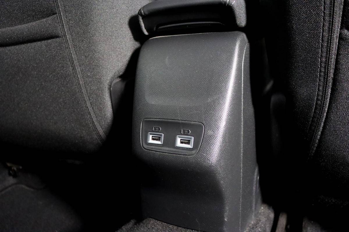 peugeot-2008-2022-eletrico-500cc