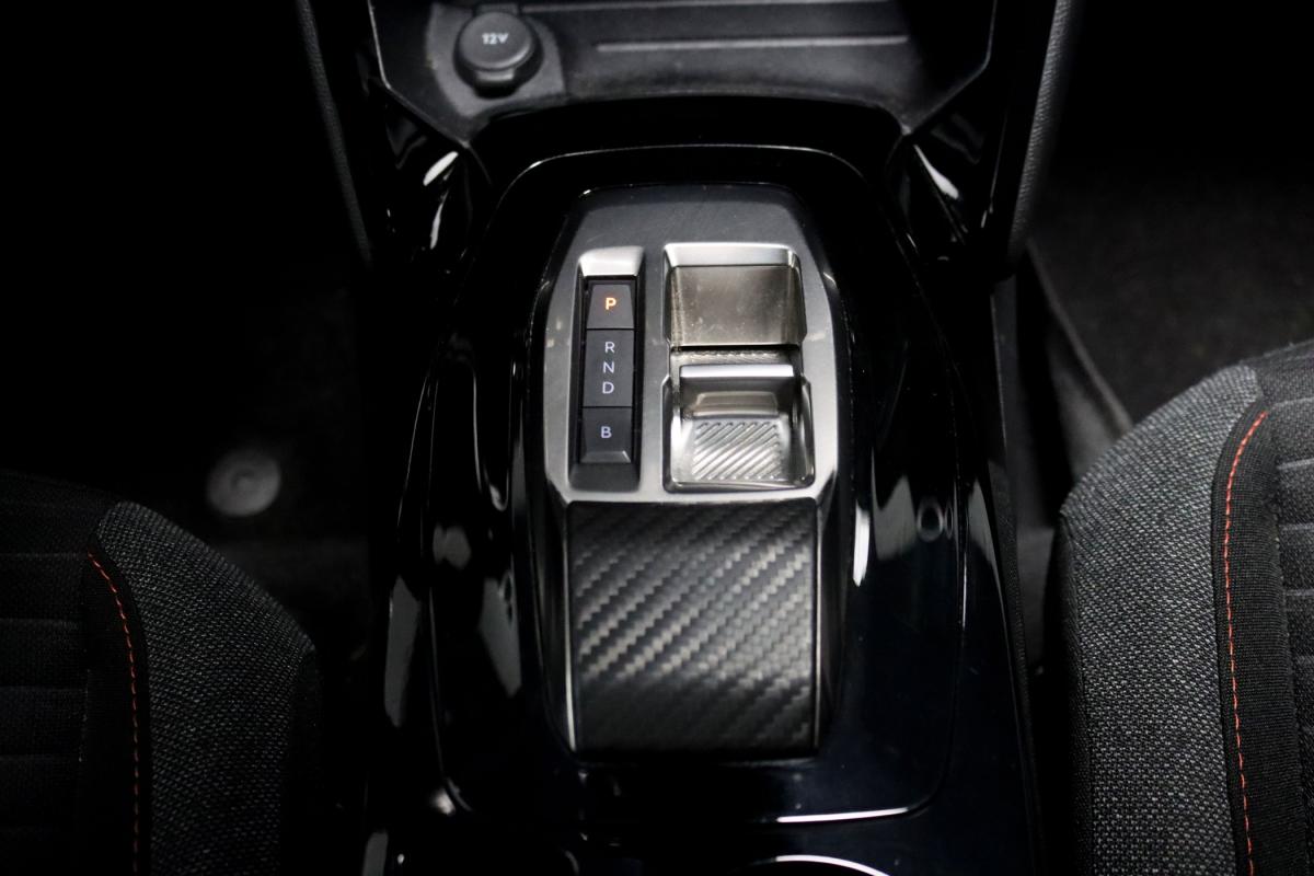 peugeot-2008-2022-eletrico-500cc