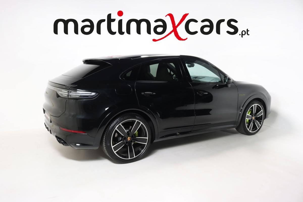 porsche-cayenne-2022-hibrido-a-gasolina-2995cc
