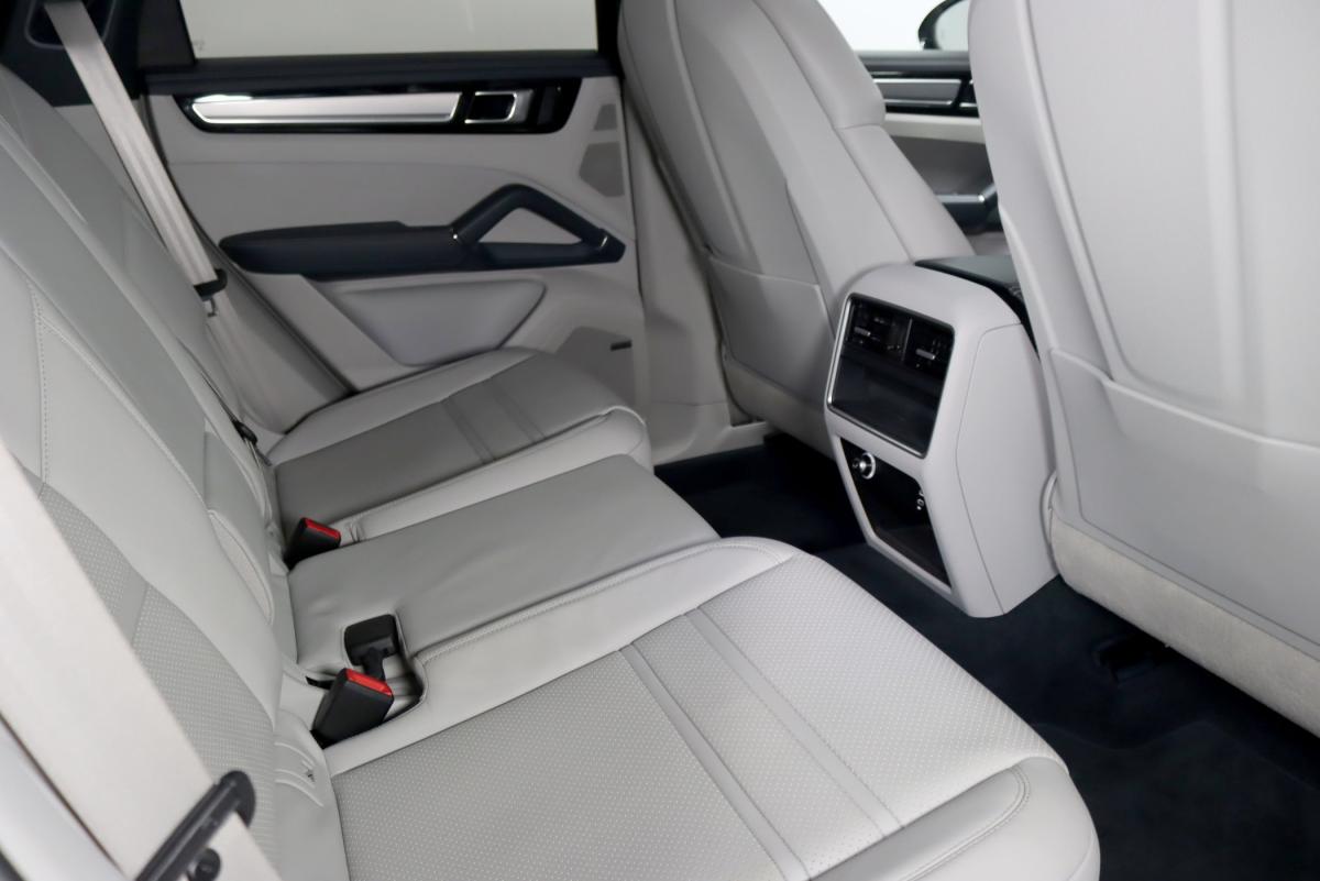 porsche-cayenne-2022-hibrido-a-gasolina-2995cc