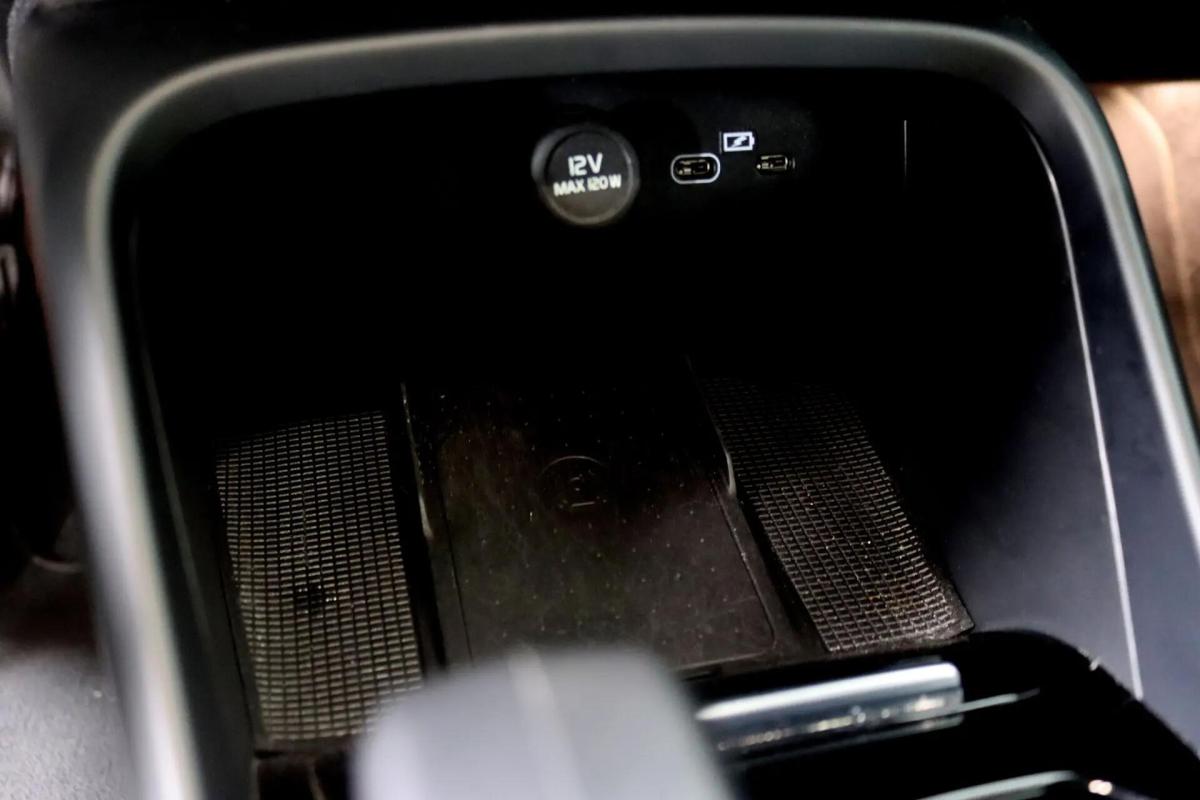 volvo-c40-2022-eletrico-0cc