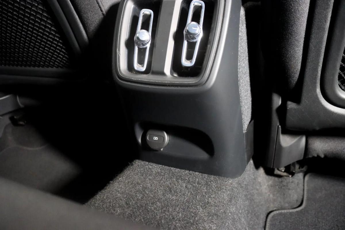 volvo-c40-2022-eletrico-0cc