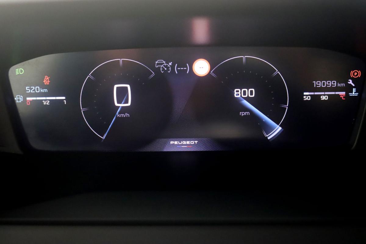 peugeot-208-2024-gasolina-1199cc