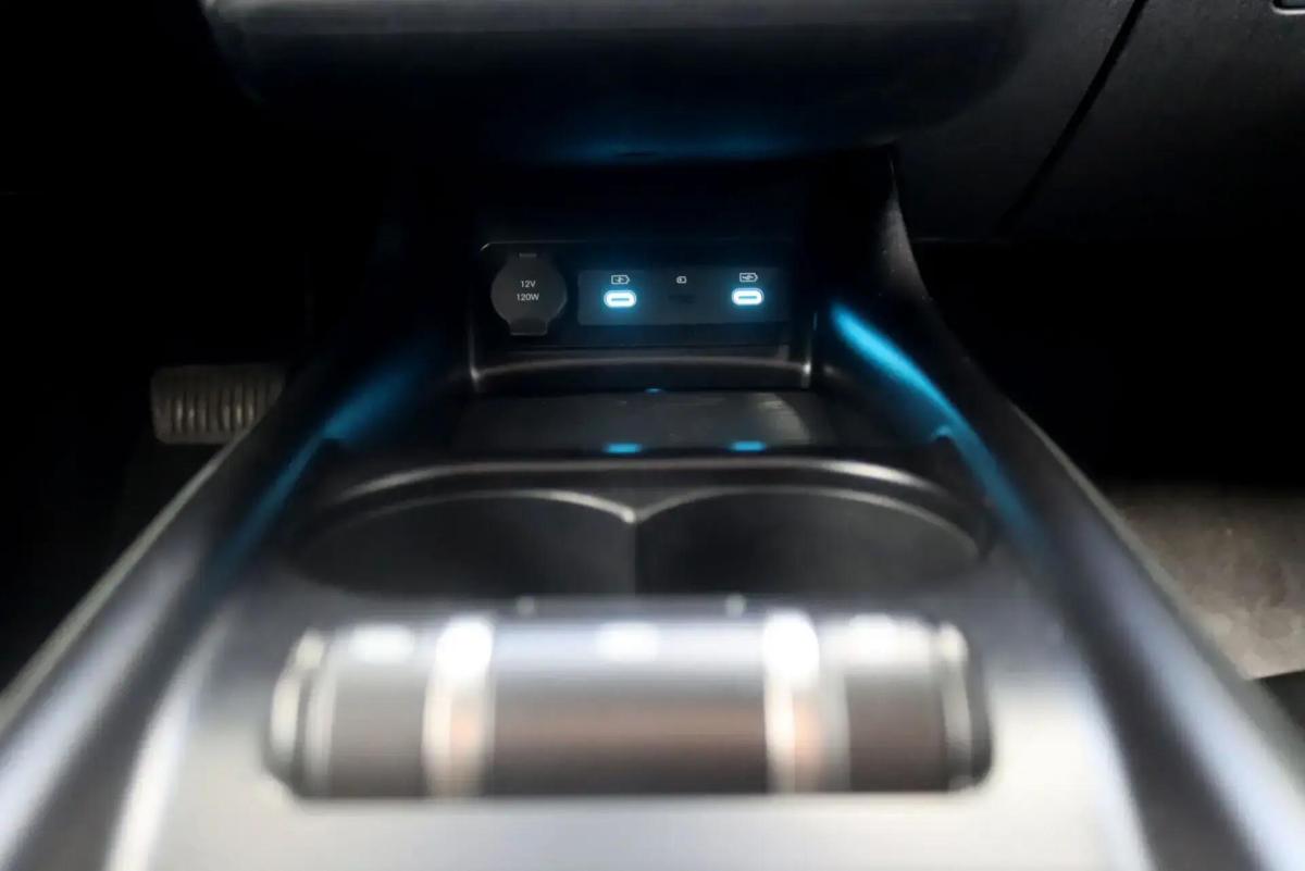 byd-dolphin-2023-eletrico-0cc