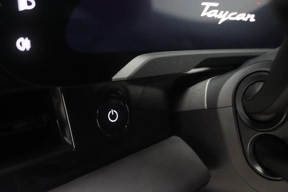 porsche-taycan-2022-eletrico-0cc
