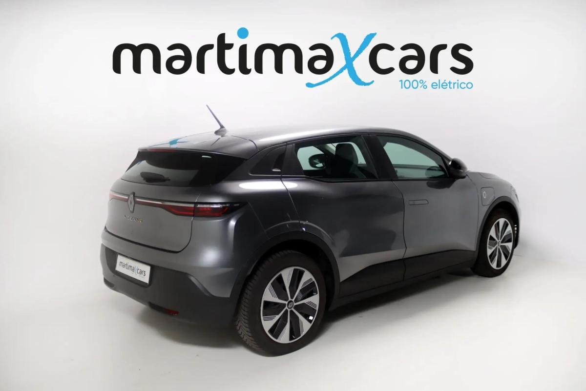 renault-megane-e-tech-2022-eletrico-0cc