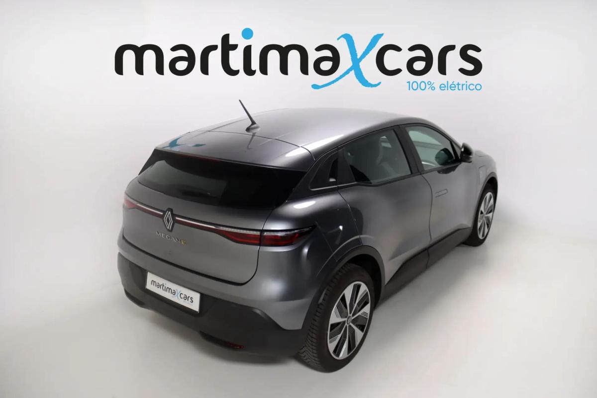 renault-megane-e-tech-2022-eletrico-0cc