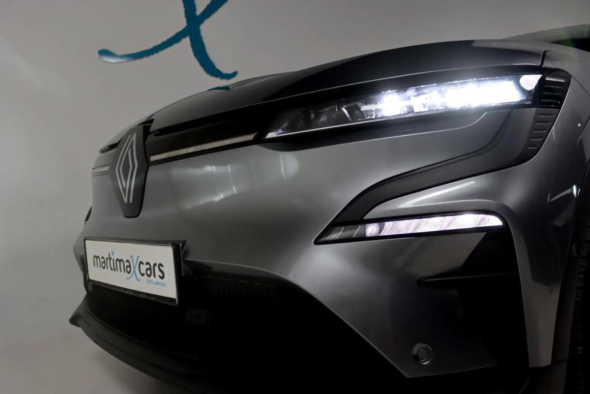 renault-megane-e-tech-2022-eletrico-0cc