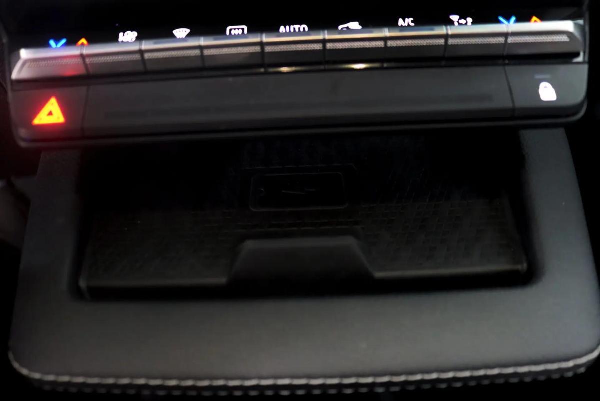 renault-megane-e-tech-2022-eletrico-0cc