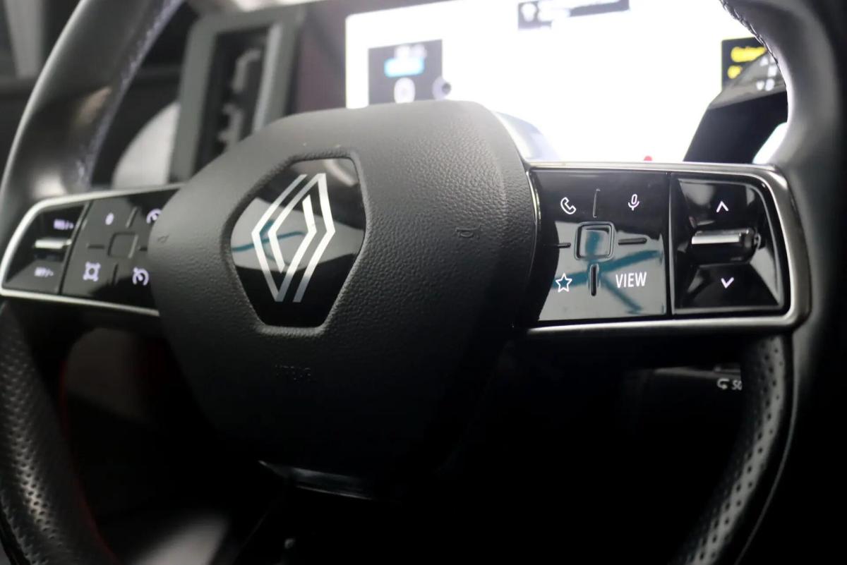 renault-megane-e-tech-2022-eletrico-0cc