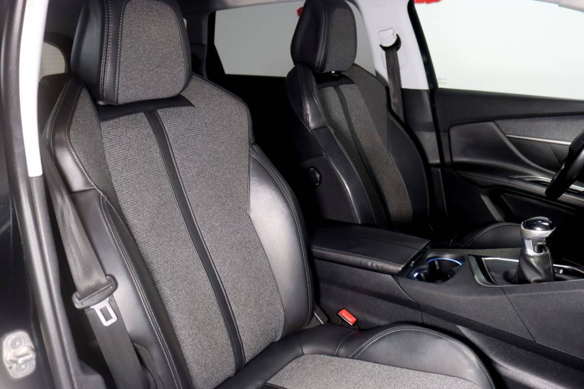 peugeot-5008-2017-diesel-1560cc