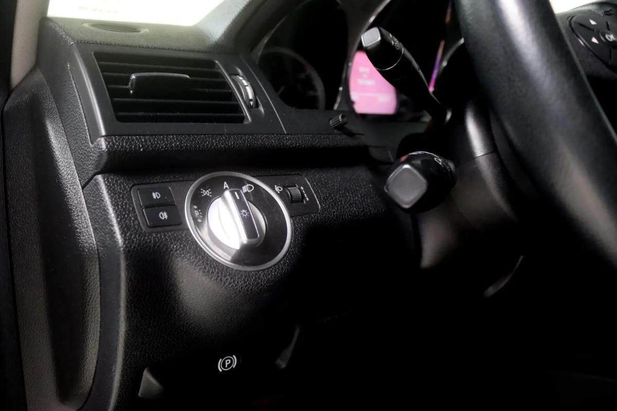mercedes-benz-classe-c-c-200-2010-diesel-2143cc
