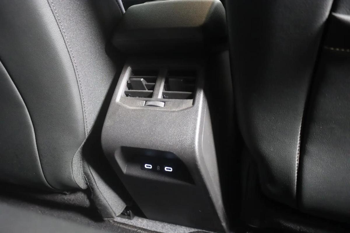 renault-megane-e-tech-2024-eletrico-0cc