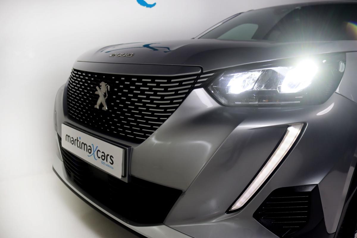 peugeot-2008-2023-eletrico-500cc
