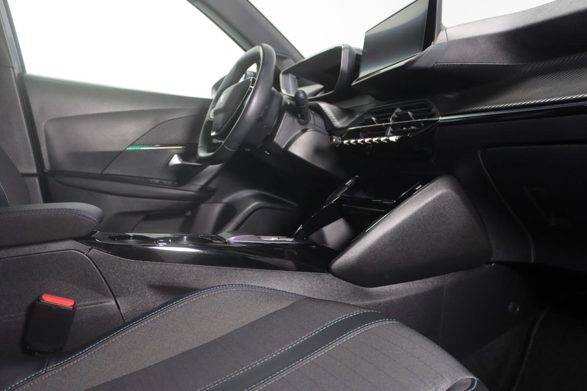 peugeot-2008-2023-eletrico-500cc
