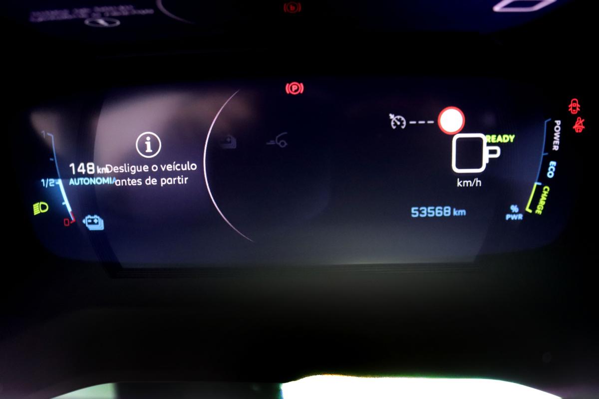 peugeot-2008-2023-eletrico-500cc