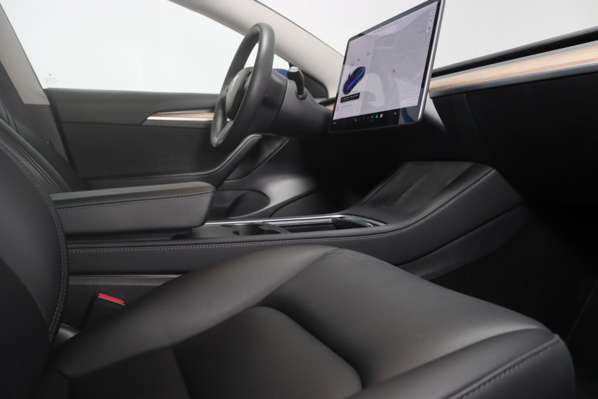 tesla-model-3-2021-eletrico-500cc