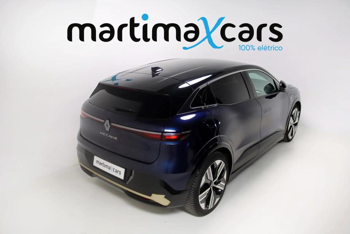renault-megane-e-tech-2023-eletrico-0cc