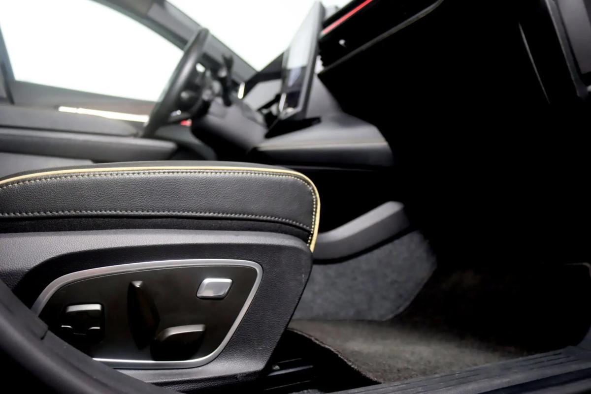 renault-megane-e-tech-2023-eletrico-0cc