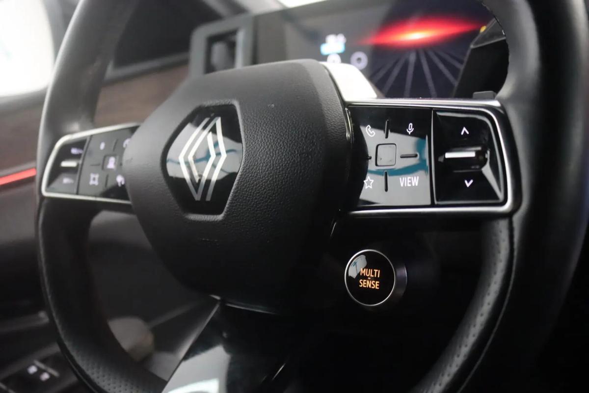 renault-megane-e-tech-2023-eletrico-0cc