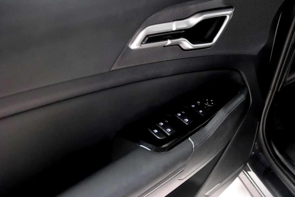 kia-sportage-2023-hibrido-a-gasolina-1598cc