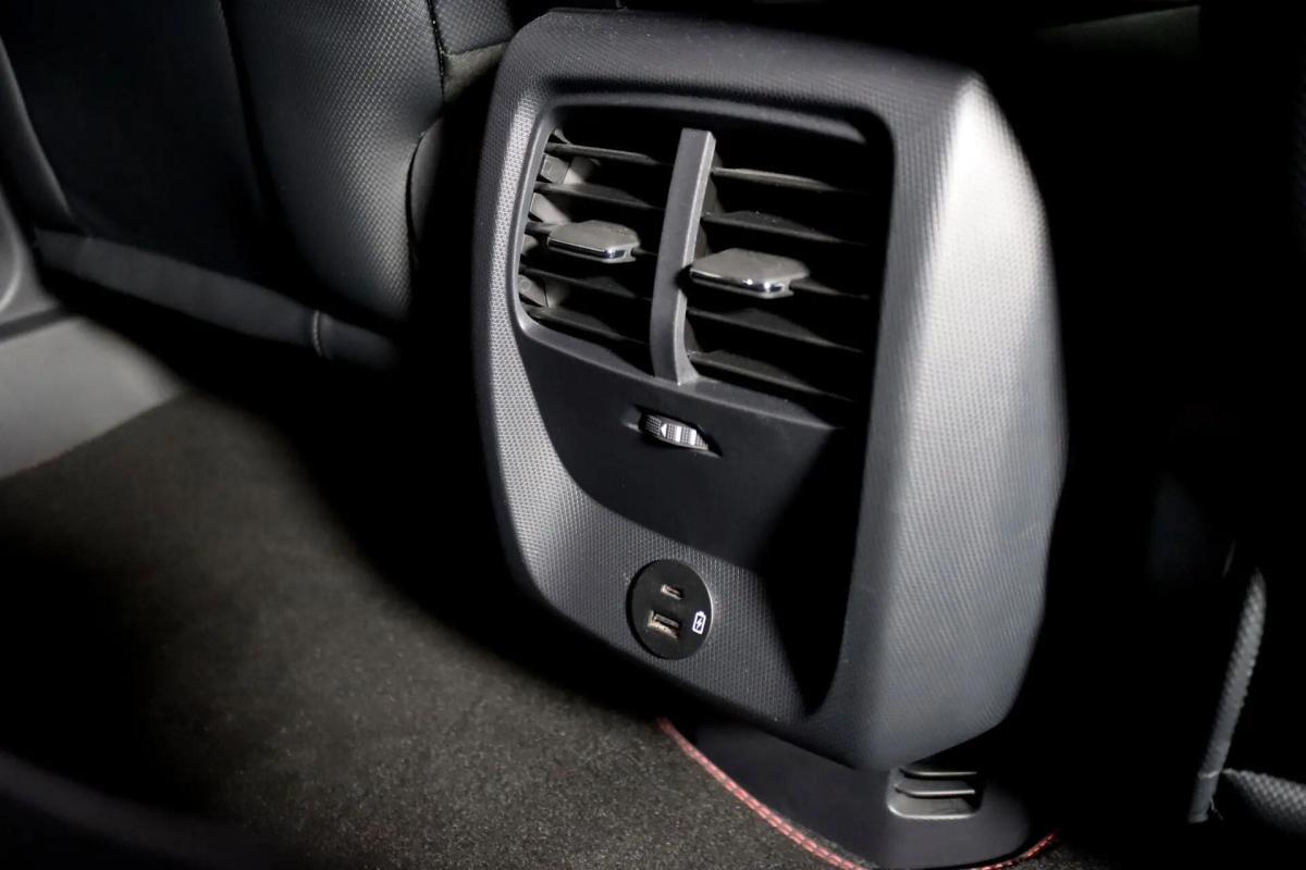 ford-mustang-mach-e-2022-eletrico-0cc