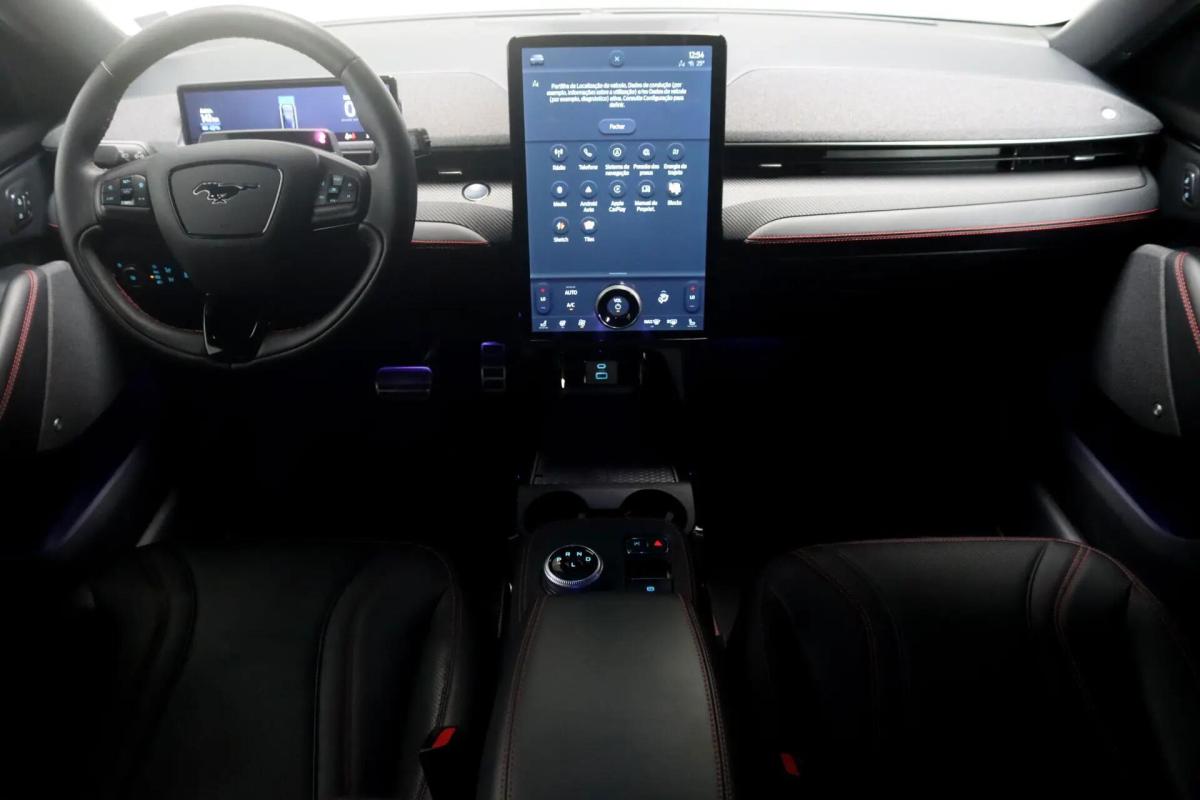 ford-mustang-mach-e-2022-eletrico-0cc