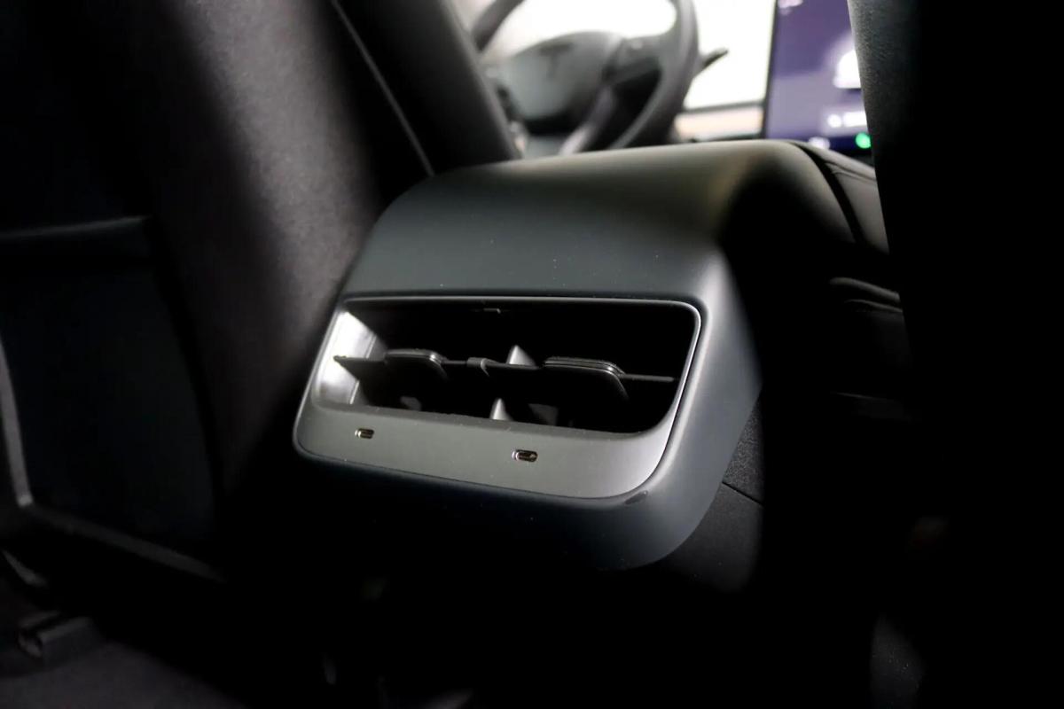 tesla-model-3-2022-eletrico-0cc