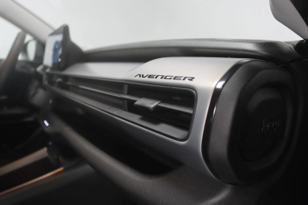 jeep-avenger-2025-eletrico-0cc