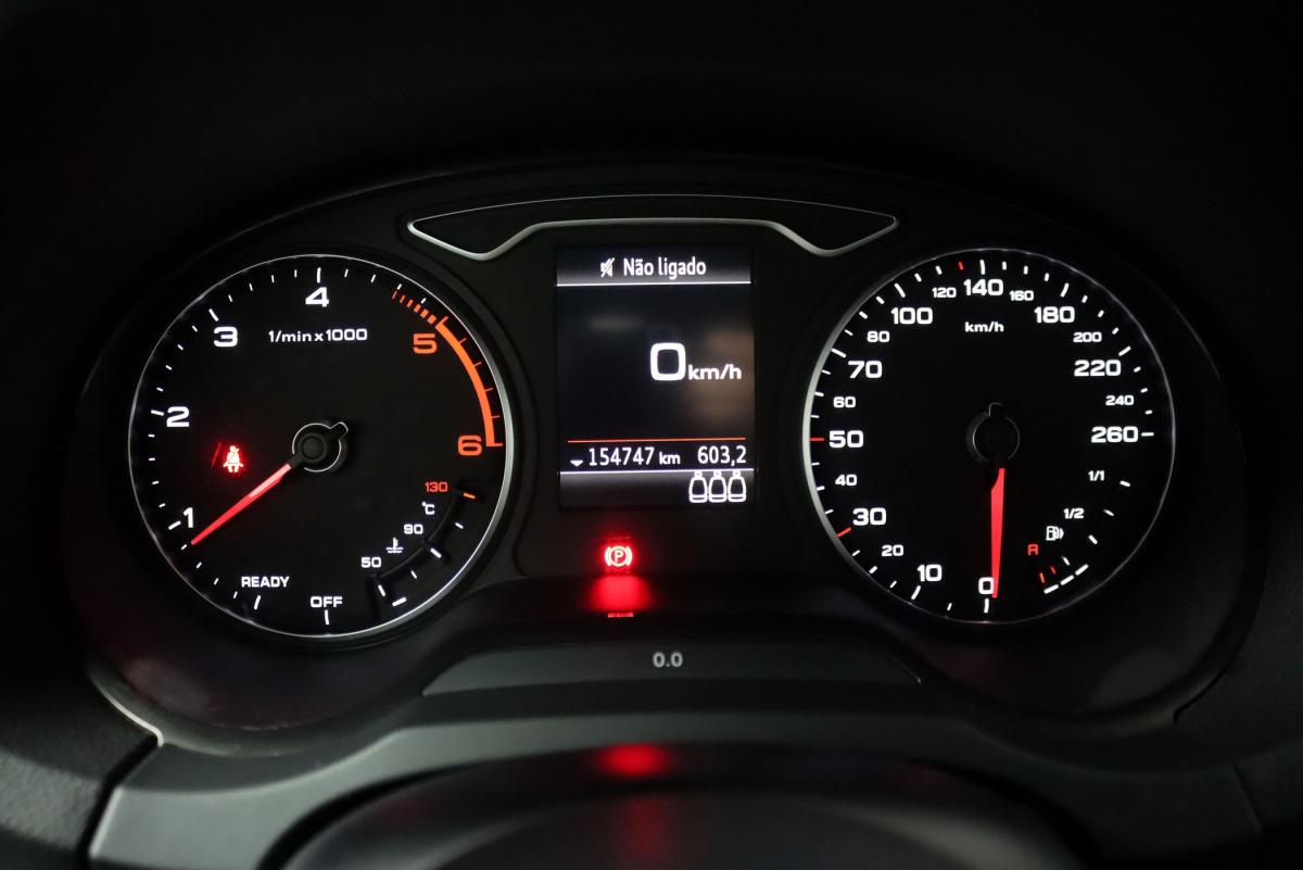 audi-a3-sportback-2017-diesel-1598cc