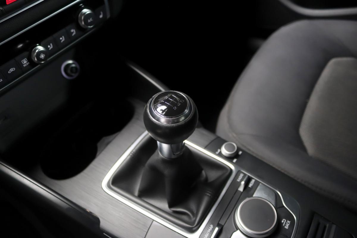audi-a3-sportback-2017-diesel-1598cc