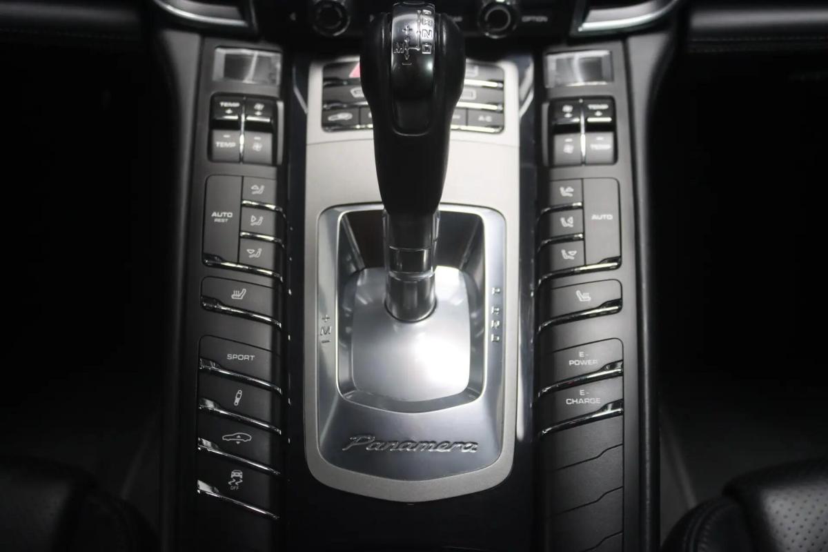 porsche-panamera-2014-hibrido-a-gasolina-2995cc