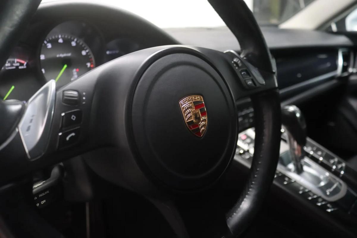 porsche-panamera-2014-hibrido-a-gasolina-2995cc