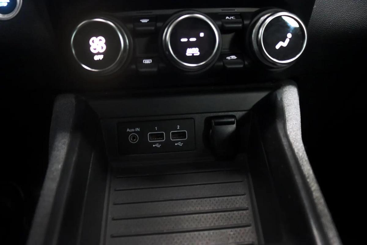 renault-zoe-2021-eletrico-0cc