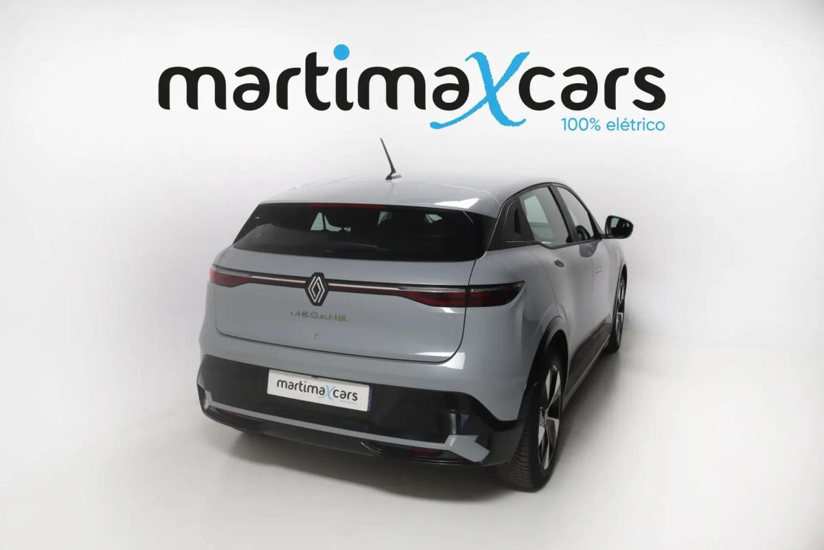 renault-megane-e-tech-2022-eletrico-0cc