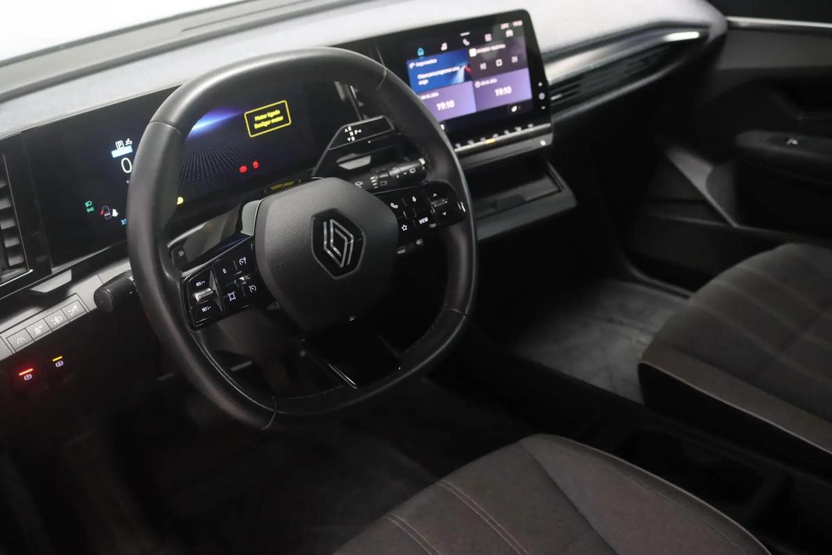 renault-megane-e-tech-2022-eletrico-0cc