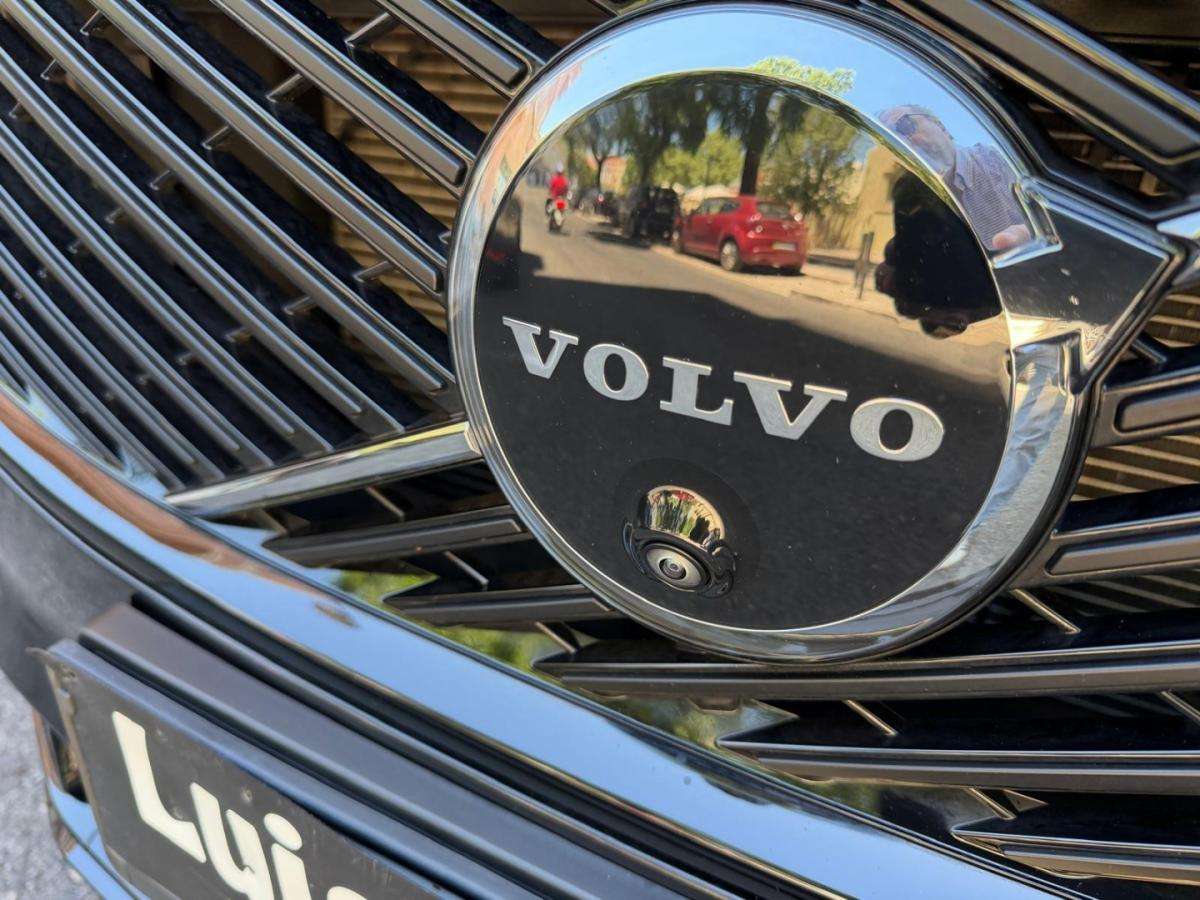 volvo-xc90-2025-hibrido-1969cc