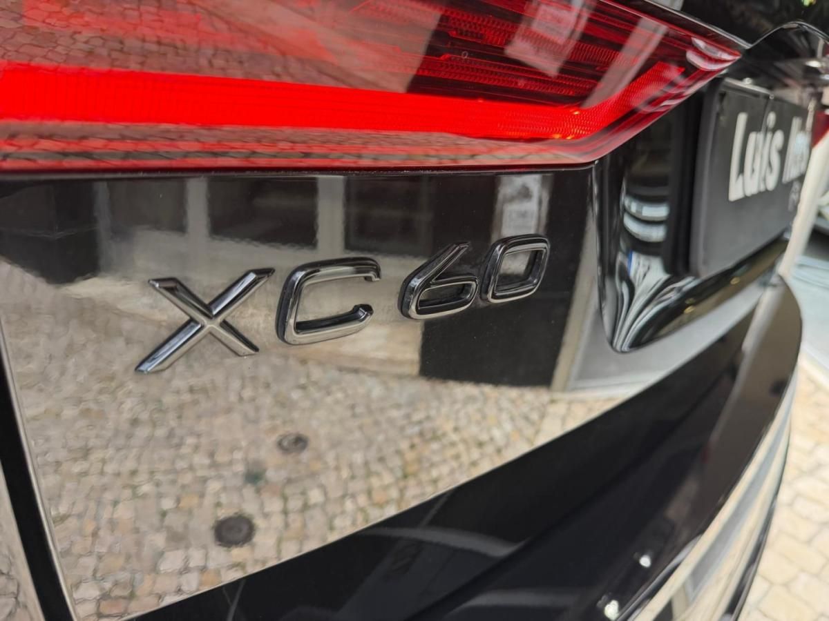 volvo-xc60-2025-hibrido-1969cc