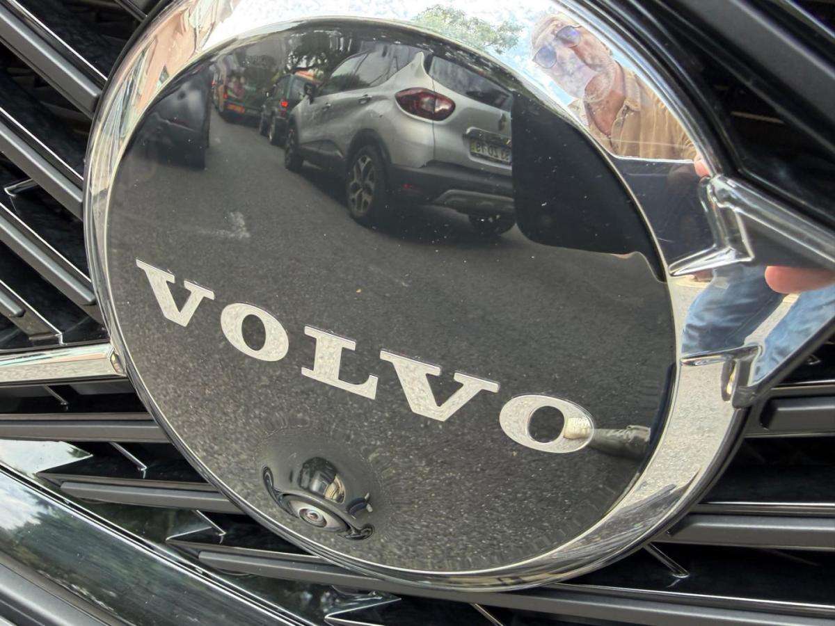 volvo-xc60-2025-hibrido-1969cc