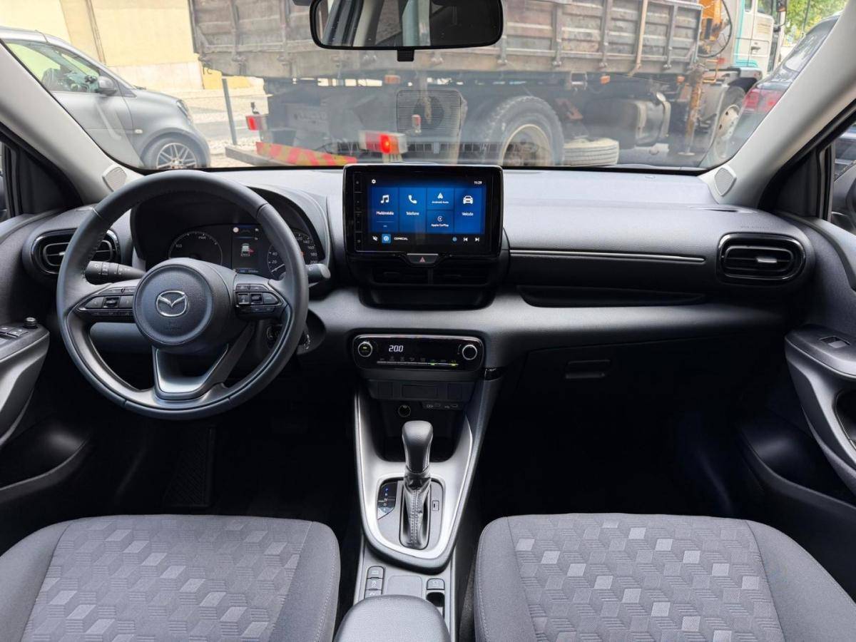 mazda-2-2025-hibrido-1490cc