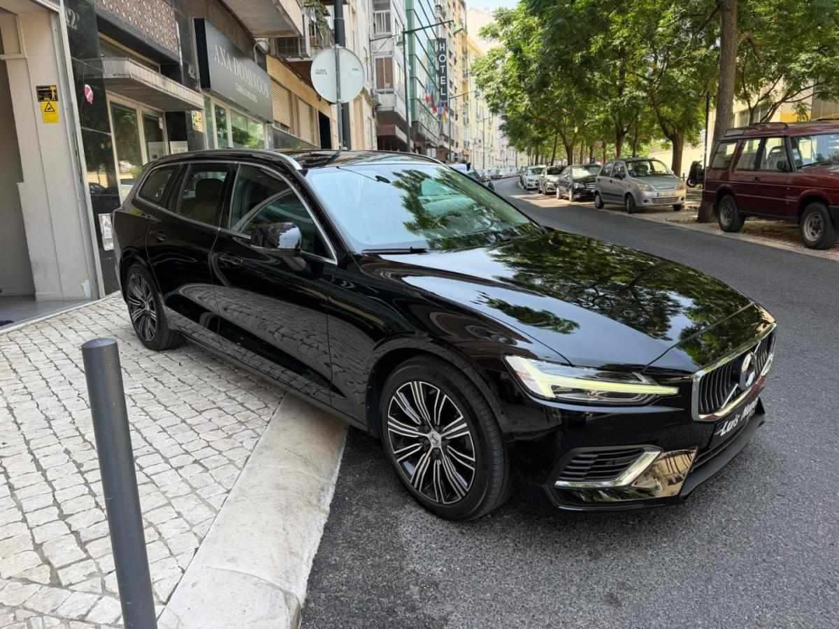 volvo-v60-2022-hibrido-1969cc