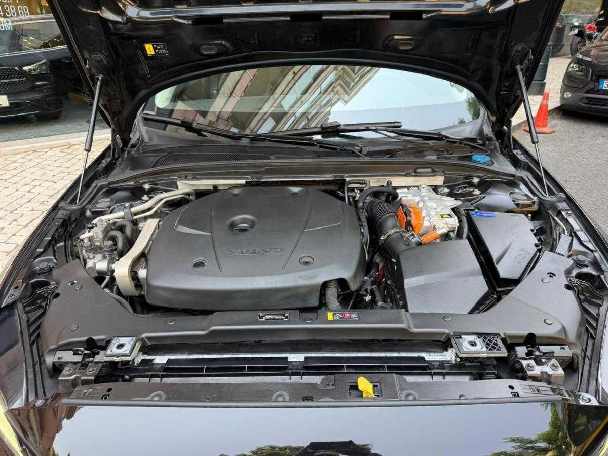 volvo-v60-2022-hibrido-1969cc
