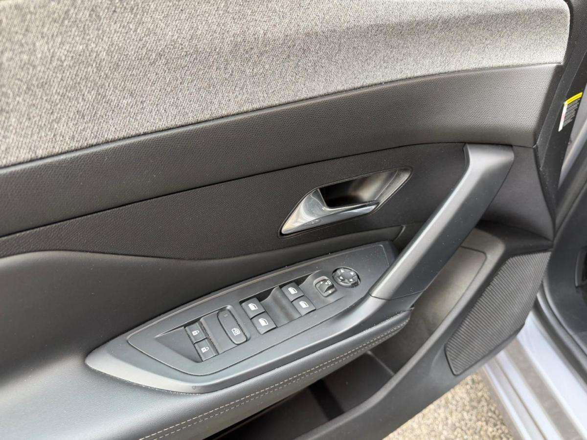 peugeot-308-sw-2024-diesel-1499cc