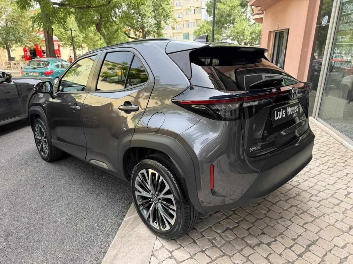 toyota-yaris-cross-2023-hibrido-1490cc