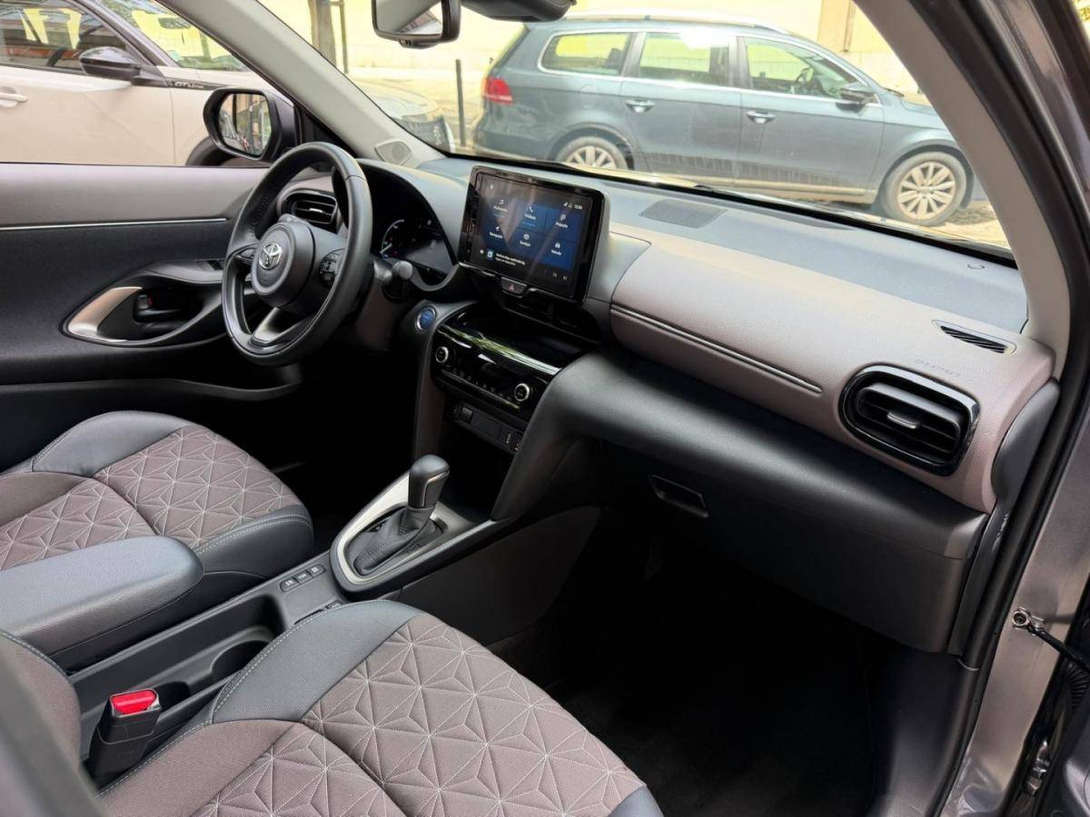 toyota-yaris-cross-2023-hibrido-1490cc